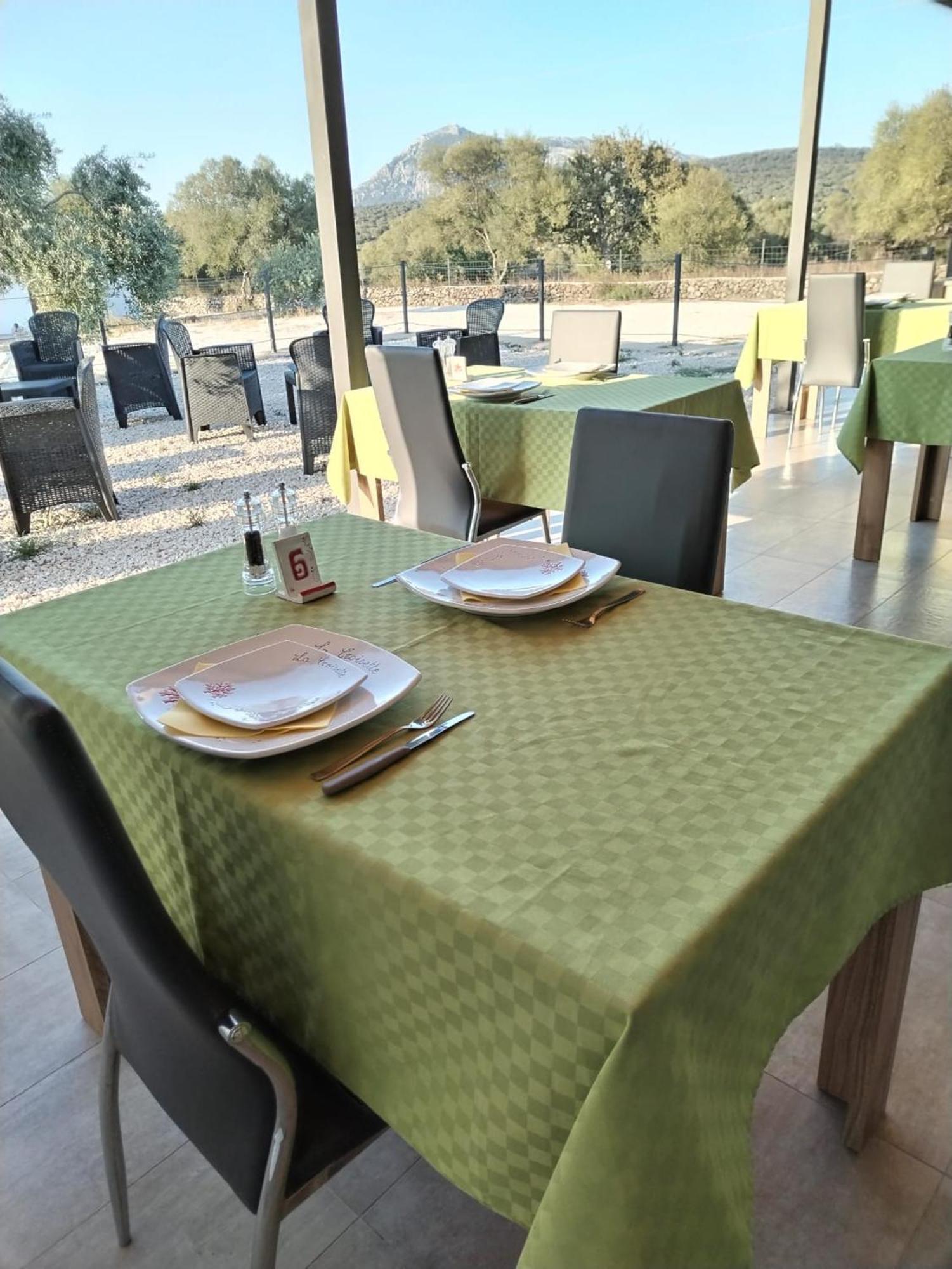 Farmhouse La Croisette - Agriturismo Dorgali Exteriör bild